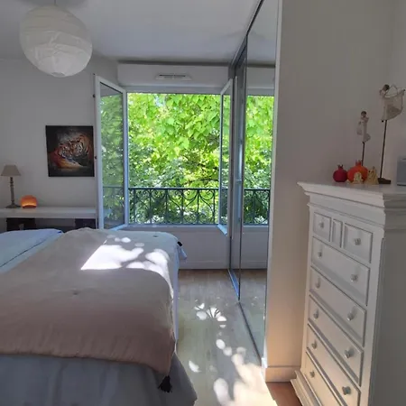 Near Paris & Versailles Premium With Terrace & Balcony In Greenery Apartamento