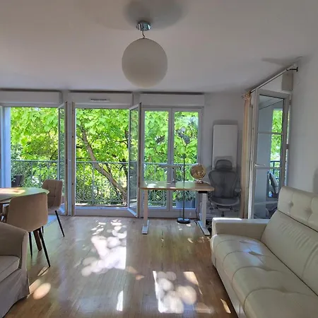 Near Paris & Versailles Premium With Terrace & Balcony In Greenery Apartamento Le Plessis-Robinson