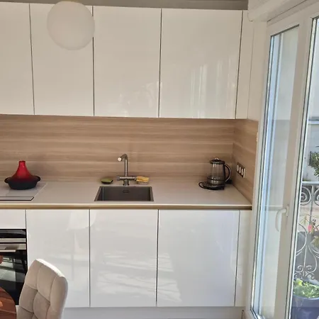 Near Paris & Versailles Premium With Terrace & Balcony In Greenery Apartamento *